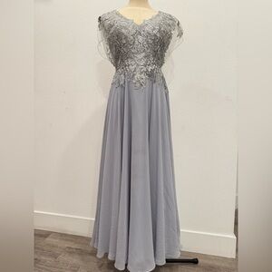 Aspeed Silver Lace Prom Dress